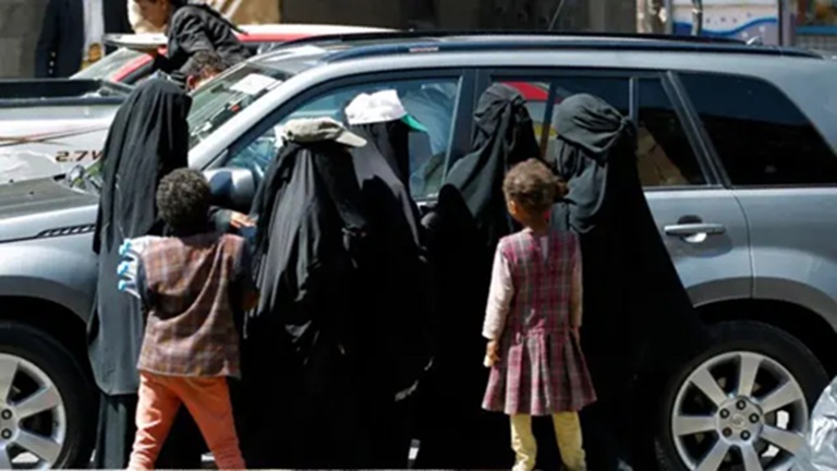 الحوثيون ينهبون 7 مليارات جمعت لمكافحة التسول!