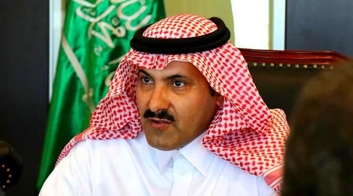 السفير السعودي لدى اليمن يدلي بتصريح قوي بشأن الانتقالي المنحل