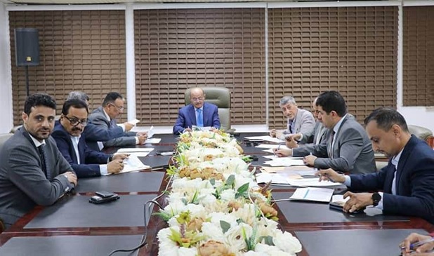 اللجنة الوطنية لتنظيم وتمويل الواردات تحذر من الالتفاف على القوانين وتؤكد فرض عقوبات صارمة