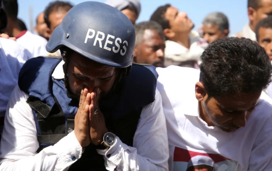 منظمة حقوقية: الصحفيون في اليمن يدفعون ثمن الحقيقة وسط غياب العدالة