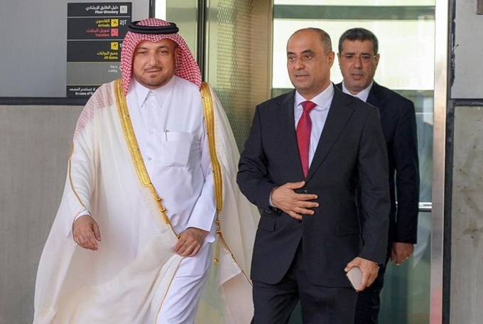 رئيس الحكومة اليمنية يصل قطر للمشاركة في القمة العالمية الثانية للتنمية الاجتماعية