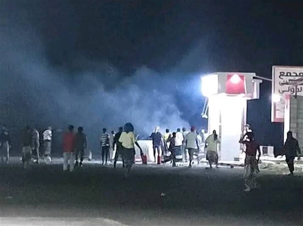 أبين.. احتراق سيارة تعمل بالغاز داخل محطة وقود في دوفس دون إصابات