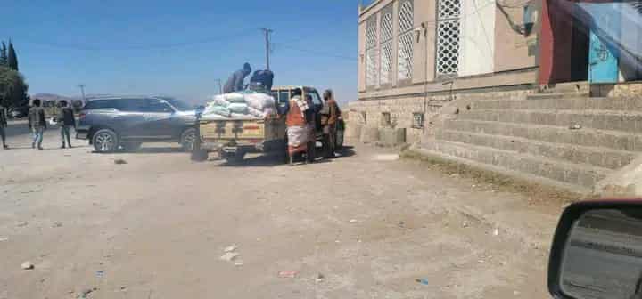 مواطن يوثق استقدام الحوثيين لمقاتلين أفارقة وتهريب مخدرات في صنعاء – تعز