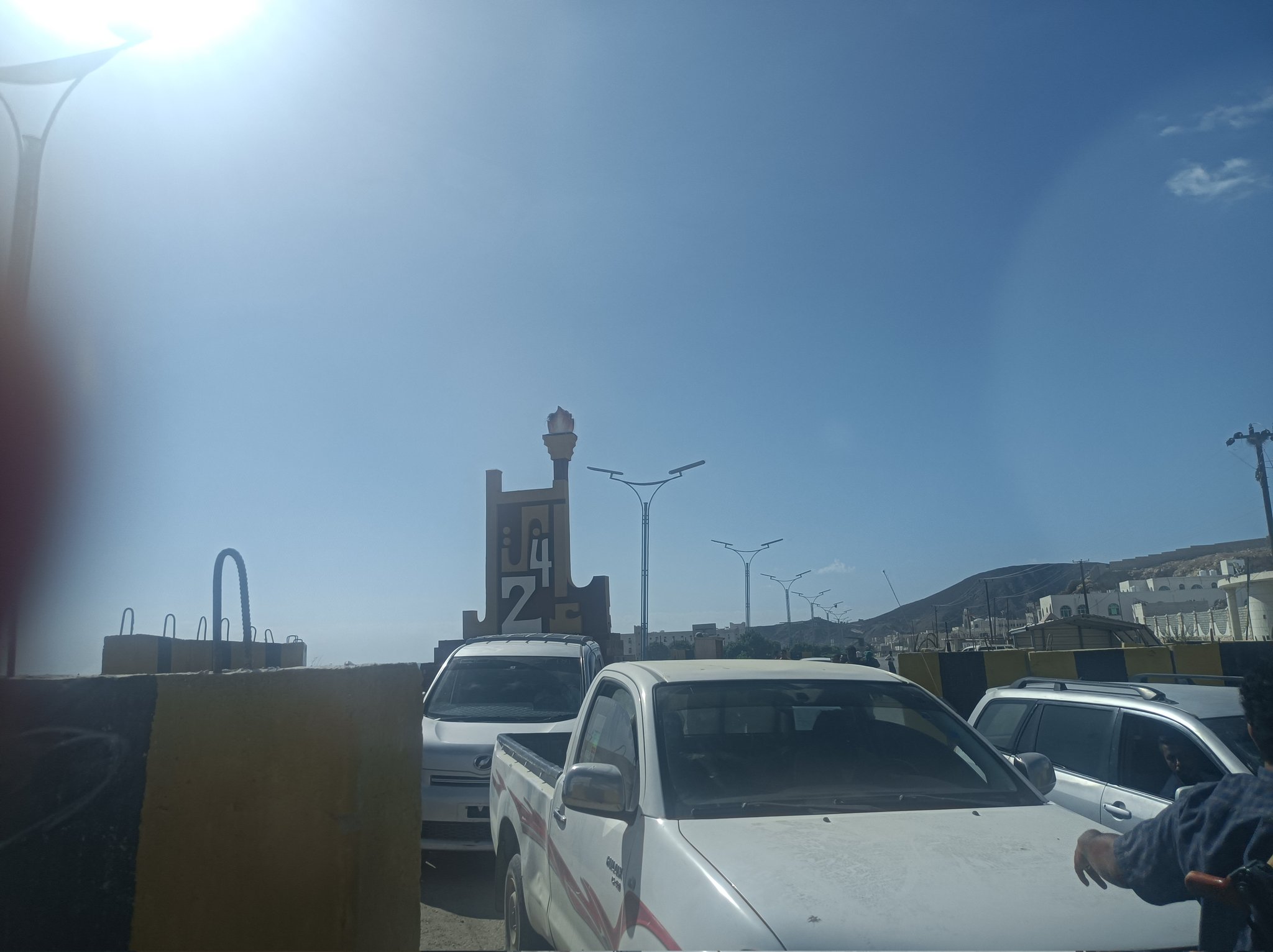 حلف قبائل حضرموت يسيطر على المنطقة العسكرية الثانية في المكلا ويؤمن البنك المركزي