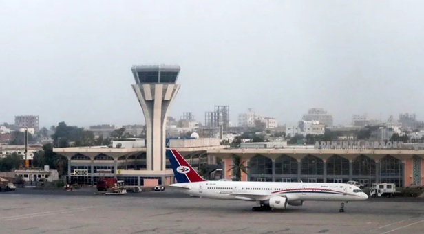 اليمنية تعلن استئناف رحلاتها الجوية من عدن بعد توقف مؤقت