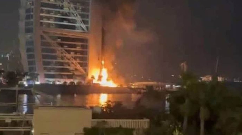 الإمارات تعلن إصابة يمنيين جراء شظايا صواريخ وطائرات مسيرة إيرانية