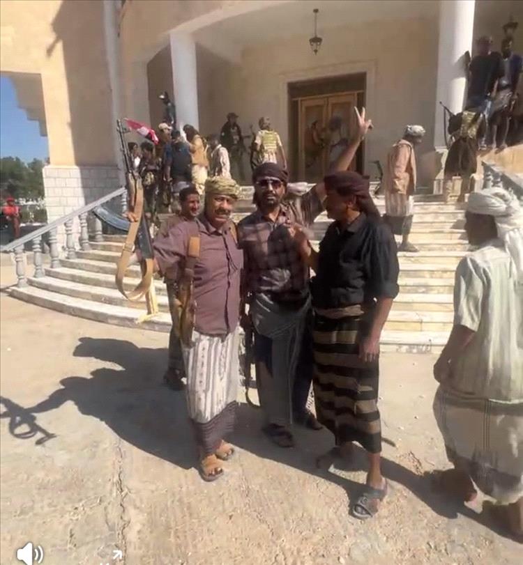 قوات الانتقالي الجنوبي تسيطر على القصر الجمهوري في سيئون 