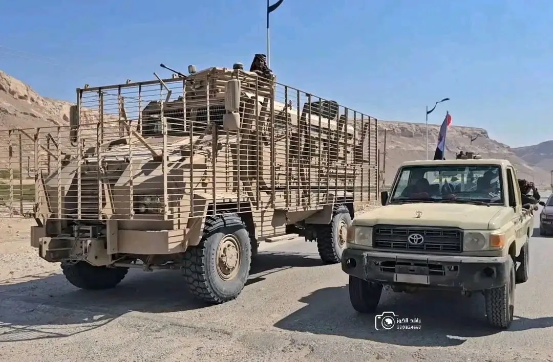 مستشار رئاسي يدعو السعودية للتدخل وحسم مايجري في حضرموت 