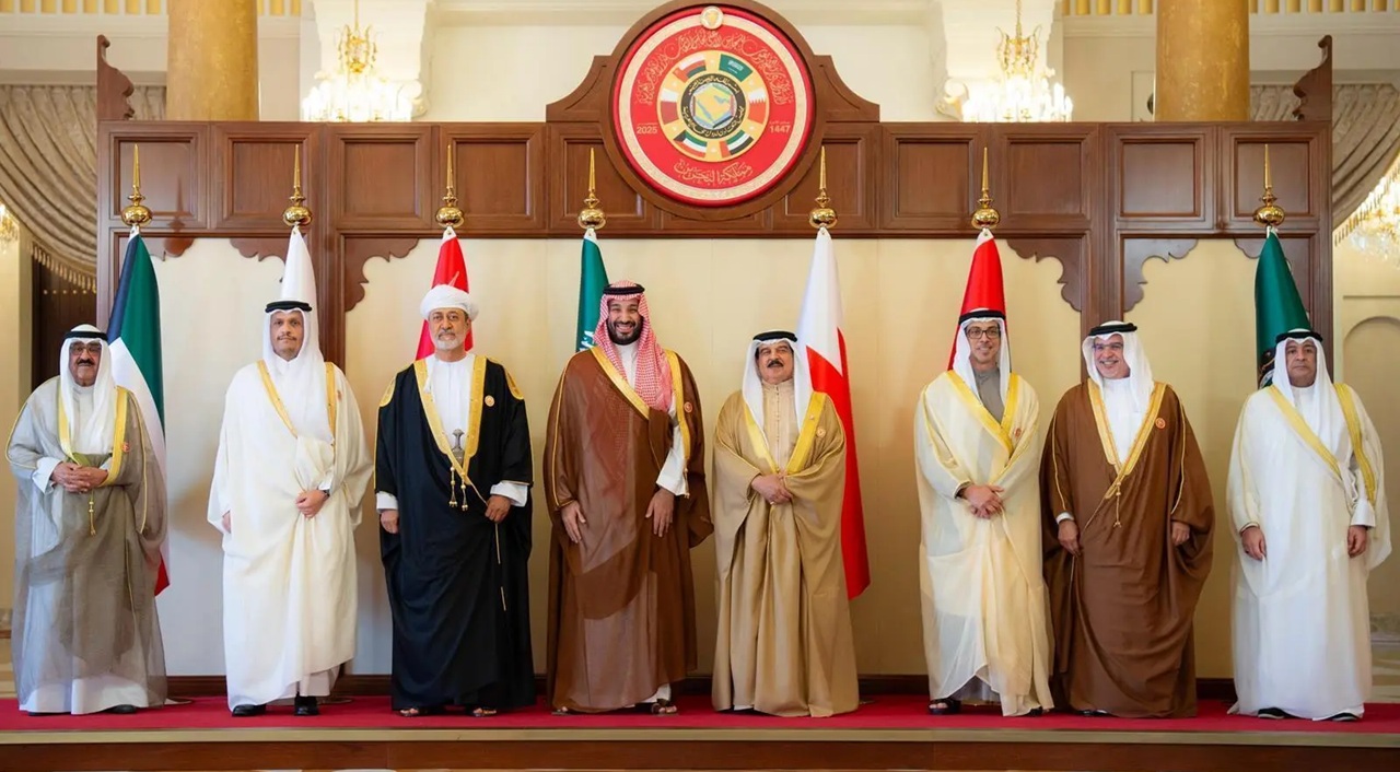 بغياب أمير قطر.. انطلاق أعمال القمة الخليجية الـ46 في البحرين وملفات هامة على أجندتها