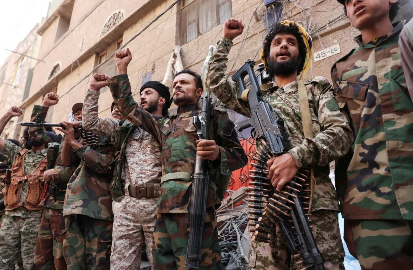 إسرائيل تستعد لاحتمال هجوم من اليمن مع إعادة تسليح الحوثيين بدعم إيراني