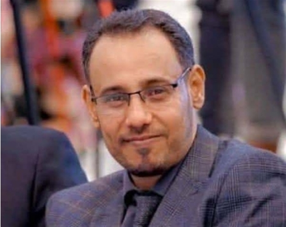 عدن.. السلطة المحلية تحذر من انتحال أحد عناصر الانتقالي صفة وكيل المحافظة