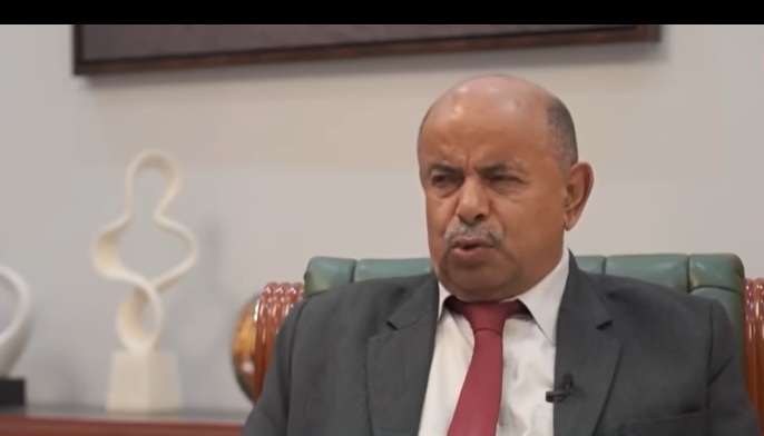 محافظ حضرموت يكشف تفاصيل انفراج التوتر الأمني ويؤكد رفض وجود قوات وافدة في المحافظة - [فيديو]