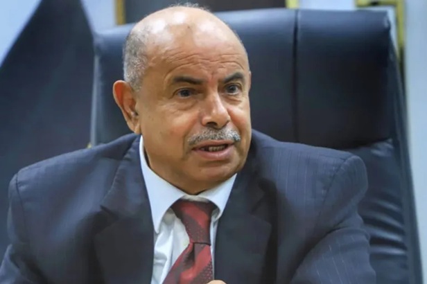 محافظ حضرموت يعلن نجاح عملية استلام المعسكرات ويشيد بدور قوات درع الوطن والدعم السعودي