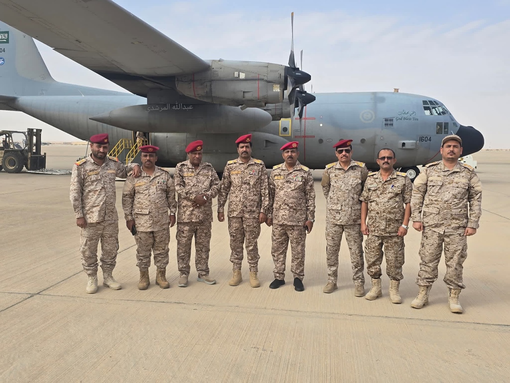 قيادات عسكرية رفيعة تصل إلى حضرموت بعد «مهمة حساسة» في الرياض