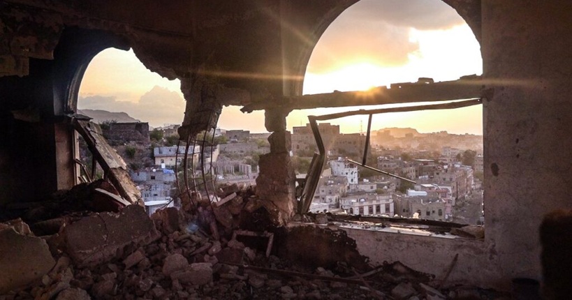 تعز.. تقرير حقوقي يوثق 26 ألف انتهاك ومقتل وإصابة 17 ألف مدني خلال 10 سنوات من الحصار