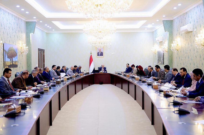 مجلس الوزراء يقر مشروع برنامج عمل الحكومة وأولوياتها للعام 2026 على رأسها انتظام الرواتب وترشيد الاتفاق