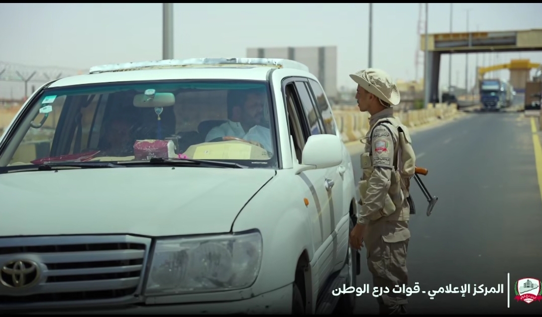 قوات درع الوطن تؤمن خطي العبر – الخشعة والعبر – الوديعة في حضرموت لضمان حركة آمنة