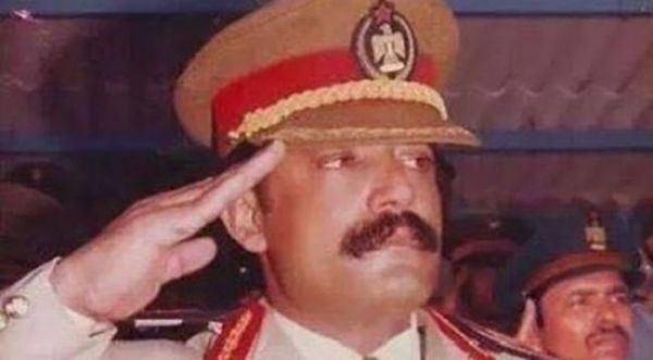 هيثم قاسم مهندس الانفصال مرتين: الاسم الأبرز لفشل  اقتحام حضرموت والمهرة