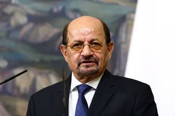 بعد ايام من الجدل..رئيس الوزراء اليمني: إعلان الحكومة خلال أيام.. والأسماء المختارة ستشكل ”مفاجأة“