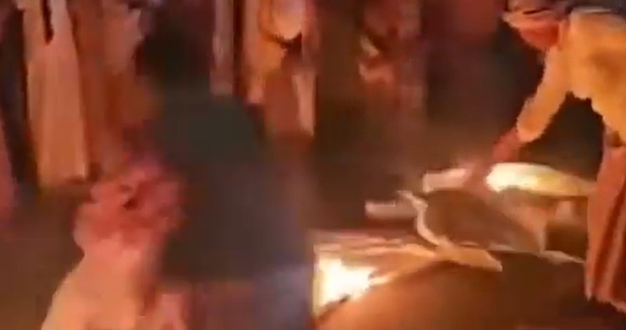 الامارات في دائرة الاتهام.. إحباط محاولة عناصر الانتقالي المنحل اقتحام مطار سيئون والانفصاليون يحرقون علم اليمن - [فيديوهات]