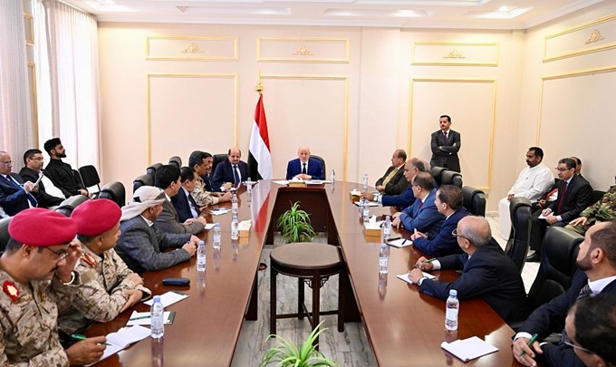 الرئيس العليمي يلتقي قيادات من محافظة الضالع ويكشف عن التوجهات الجديدة لمعالجة القضية الجنوبية