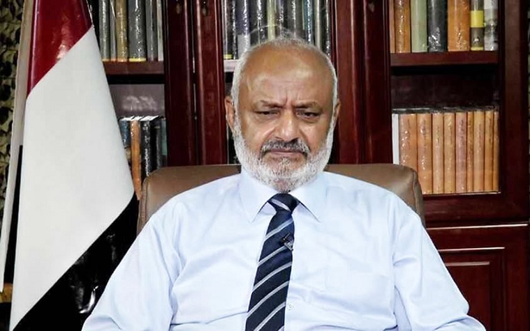 محافظ الحديدة يرفض تقليص تمثيل المحافظة في الحكومة الجديدة ويهدد بالتصعيد