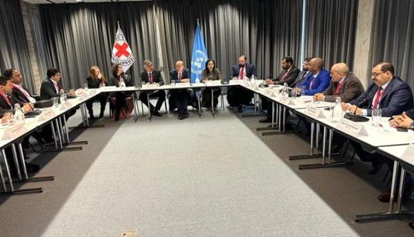 تأجيل جولة مشاورات الأسرى بين الحكومة والحوثيين بسبب مخاوف تتعلق بوفد الجماعة