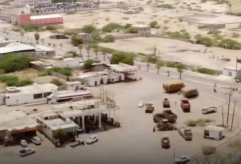 أمن لحج يحبط محاولة اقتحام الاصلاحية : الداخلية اليمنية: إحباط محاولة فرار 21 سجينا من اصلاحية أبين وهروب 23 آخرين والأمن ويباشر التحقيقات