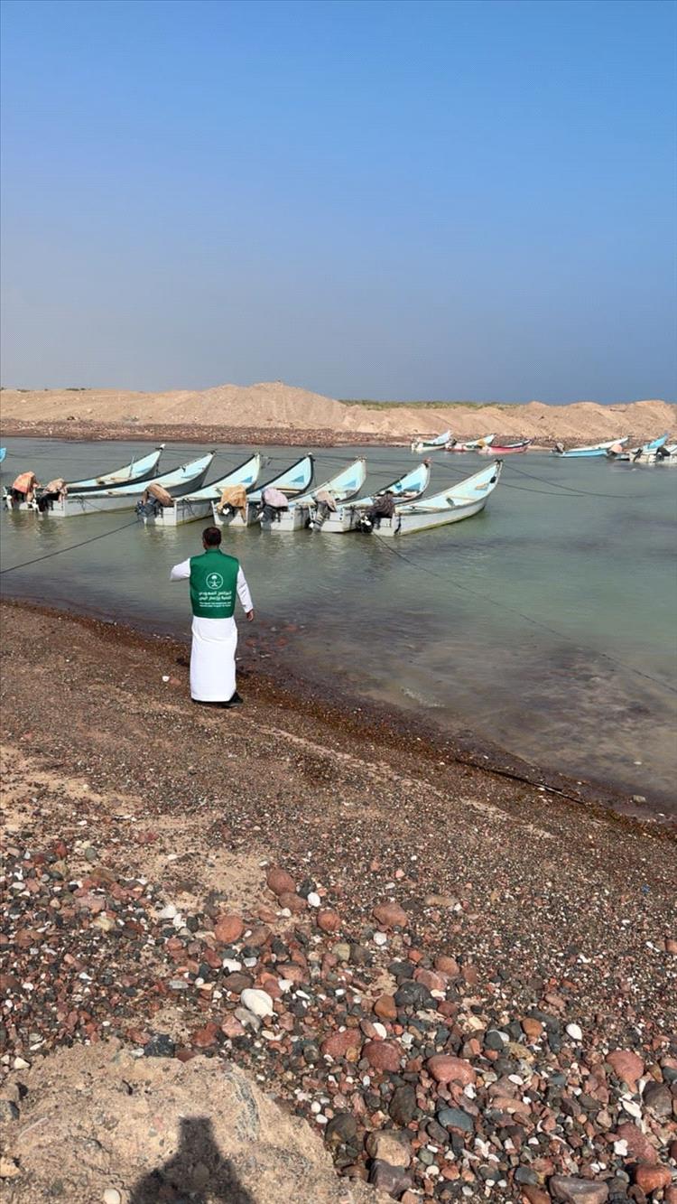 البرنامج السعودي يعيد تأهيل موقع صيادي سقطرى ويدعم سبل عيش 240 صيادًا