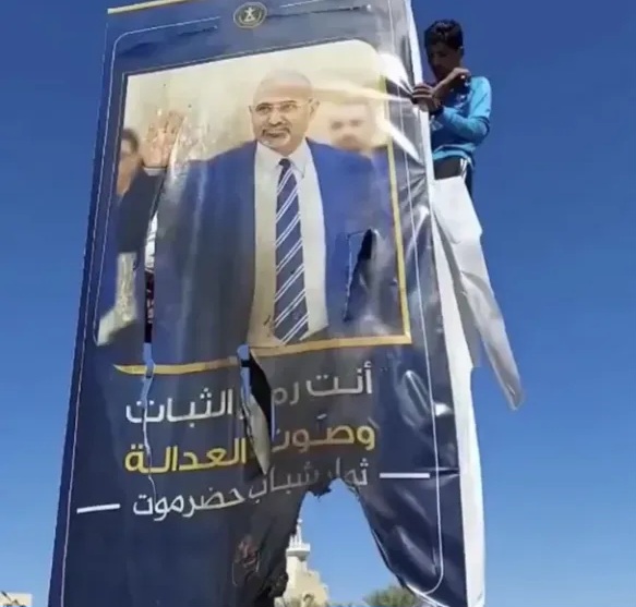 مسؤول يوجّه تحذيراً صارماً لأنصار عيدروس الزبيدي