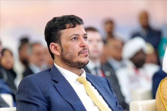 العليمي يشيد بالدور السعودي في تعزيز الاستقرار الخليجي ويندد بالاعتداءات الإيرانية الطائشة