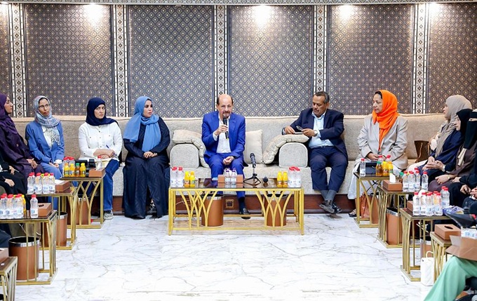 الزنداني: نولي تمكين المرأة وحماية حقوقها اهتماما خاصا وسنعزز حضورها في مواقع المسؤولية