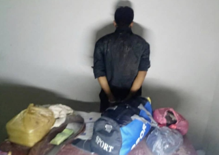 ضبط أحد المطلوبين أمنيًا على ذمة قضية سرقة سيارة 