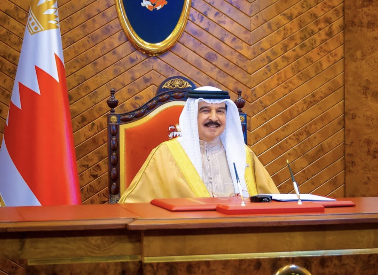 ملك البحرين يوجه تحذيرا عاجلا بشأن الاعتداءات الإيرانية على الخليج