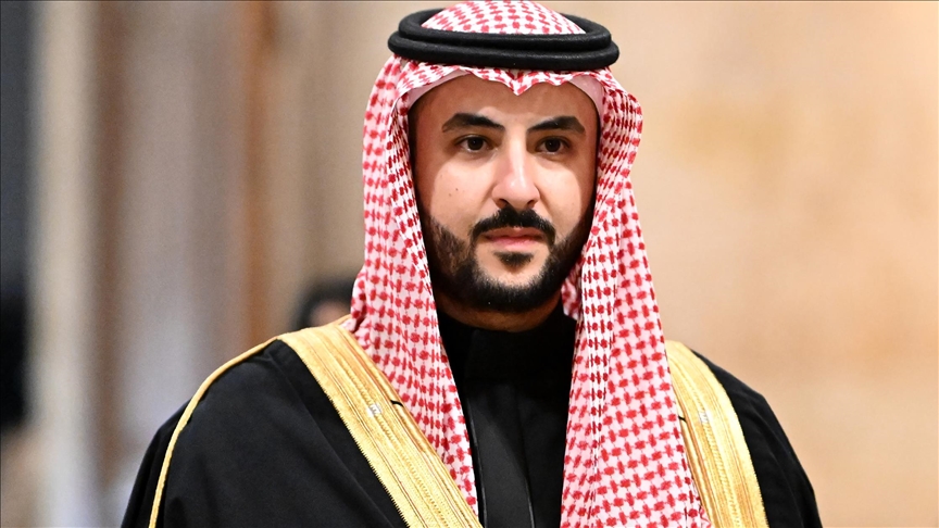 اول تعليق لبن سلمان على اعلان حل الانتقالي