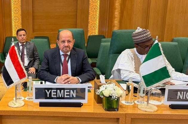 الزنداني يؤكد دعم اليمن الكامل لوحدة وسيادة الصومال ويحذر من مخاطر المساس بأمن البحر الأحمر