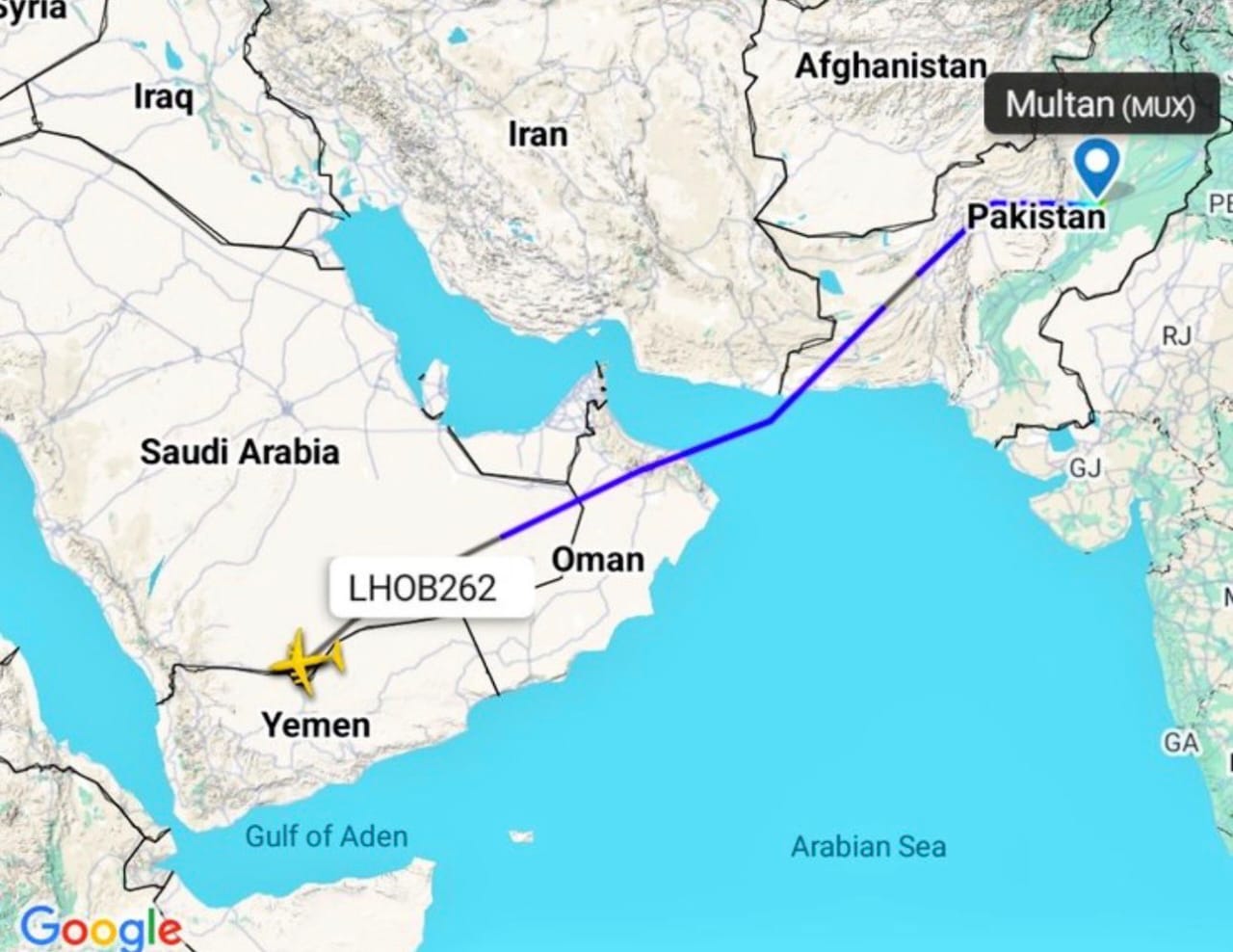 رحلات شحن عسكرية قطرية من باكستان إلى شرورة تثير تساؤلات حول تعزيزات سعودية قرب اليمن