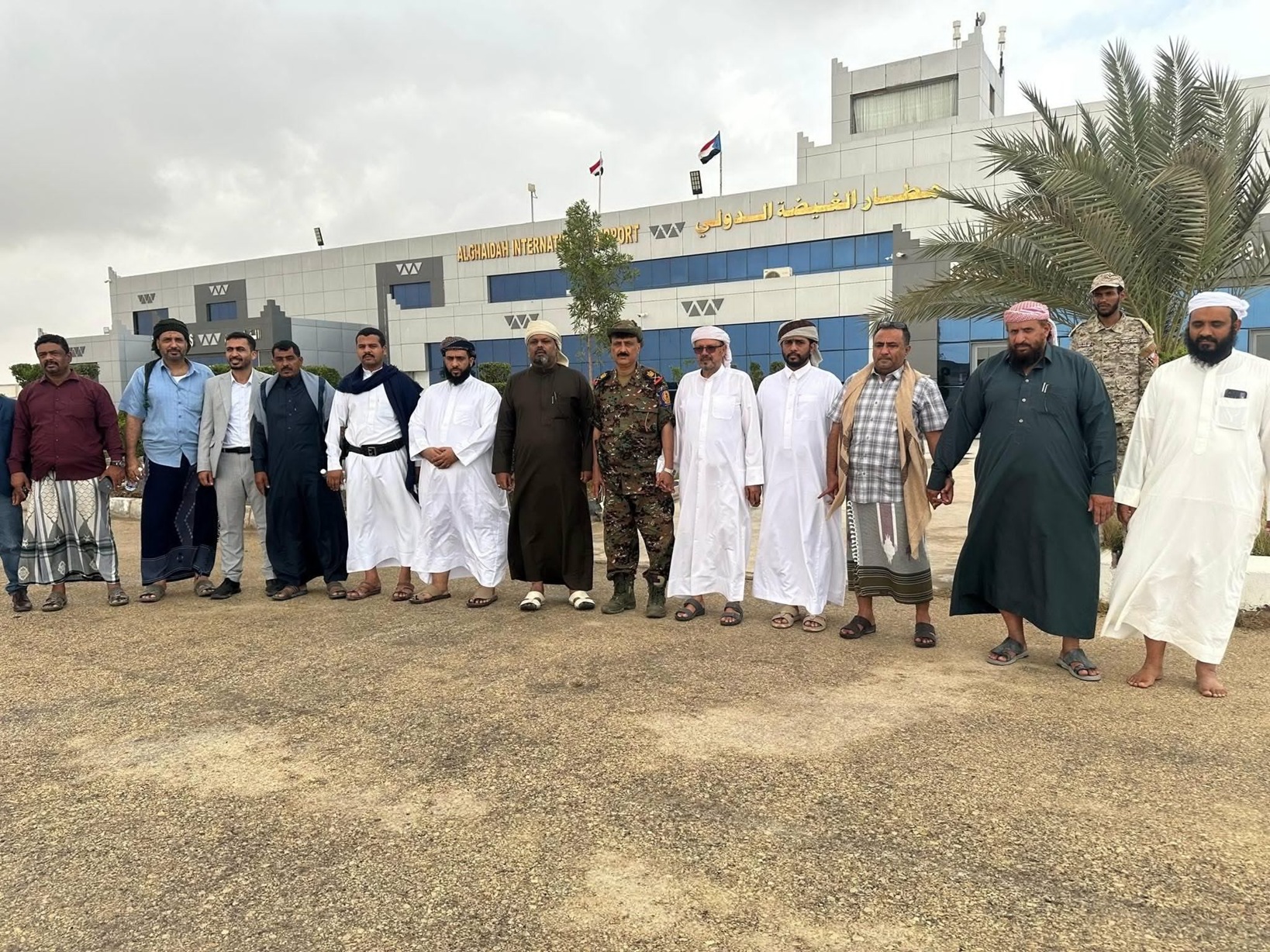 المهرة.. اتفاق أمني بين قوات الانتقالي ودرع الوطن بشأن الانتشار بمطار الغيضة