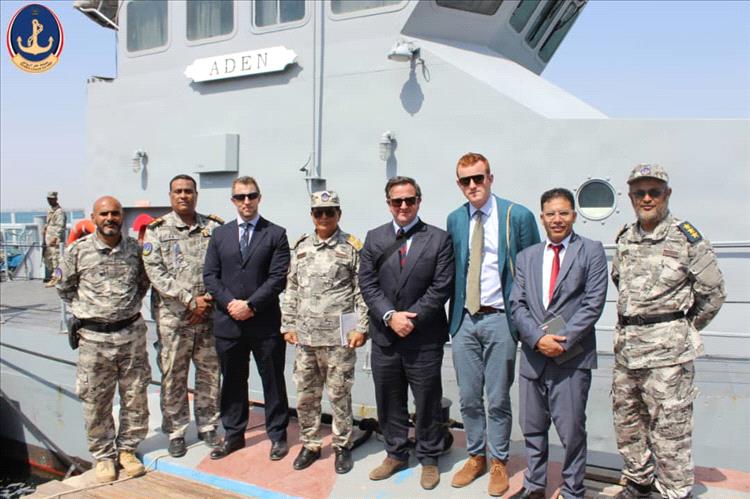 اليمن وبريطانيا يبحثان تعزيز التعاون في الأمن البحري