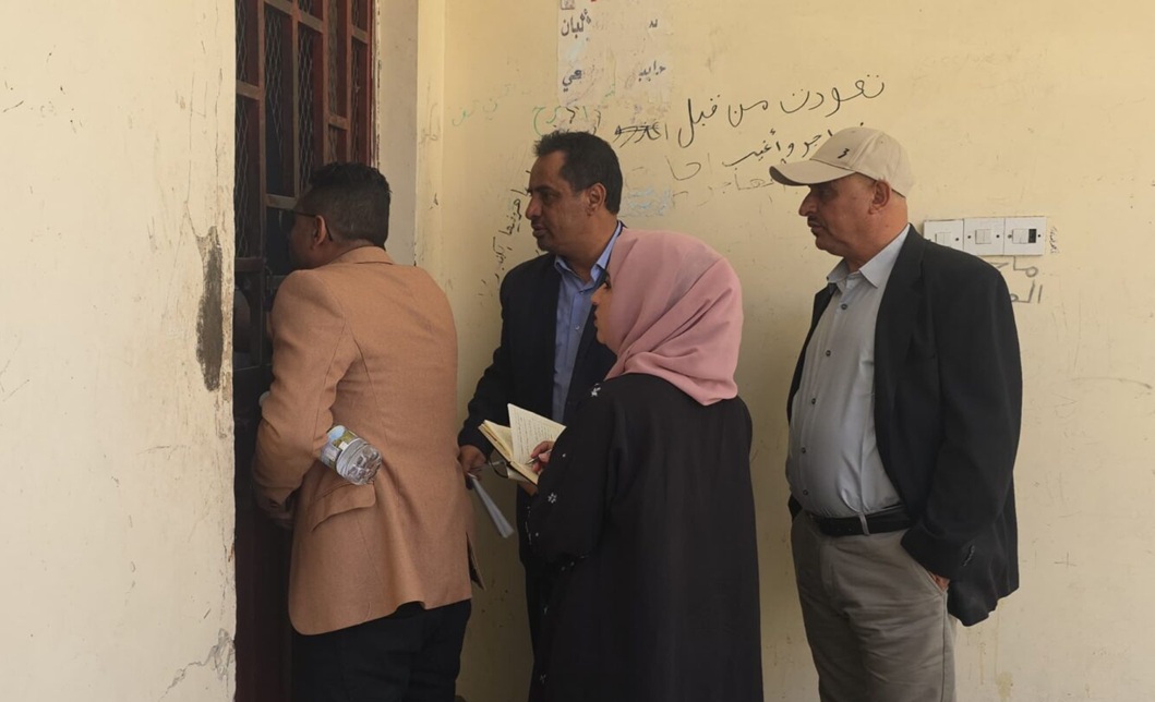 لجنة حكومية تطلع على أوضاع المحتجزين في تعز وتزور مراكز احتجاز بشبوة
