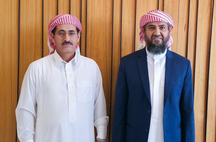 المحرّمي يلتقي وزير الدفاع ويشدد على توحيد الجهود ضد العدو المشترك