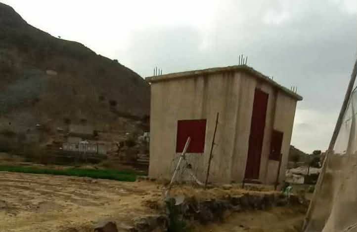 أزمة مياه خانقة في مدينة إب واتهامات لنافذ حوثي بمحاولة الاستيلاء على مشروع مائي في السدة