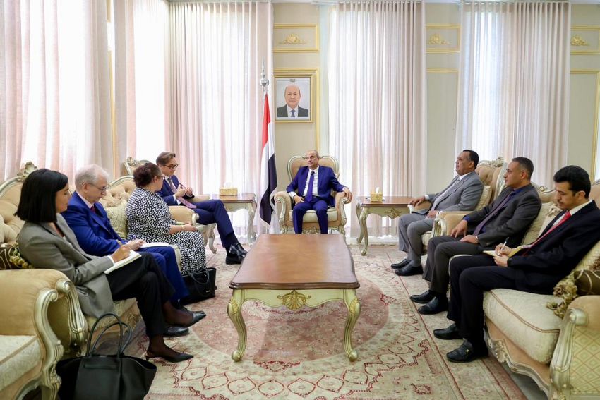اليمن وألمانيا تبحثان دعم الاستقرار الاقتصادي والأمني وتعزيز الإصلاحات الحكومية