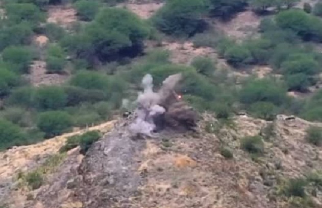 قصف مدفعي متبادل بين الجيش ومليشيا الحوثي في عدة جبهات بمحافظة تعز