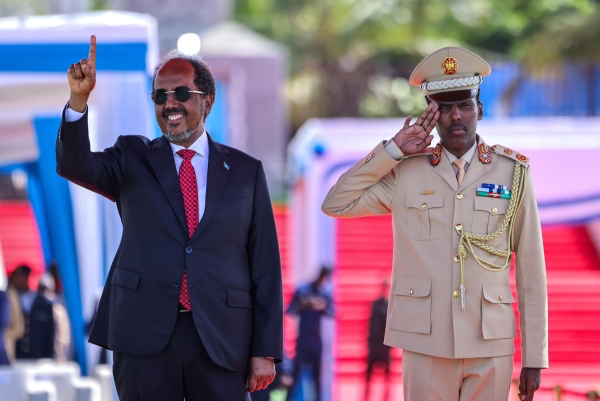 الصومال تدعو السعودية للتدخل عسكرياً ضد «أرض الصومال» 