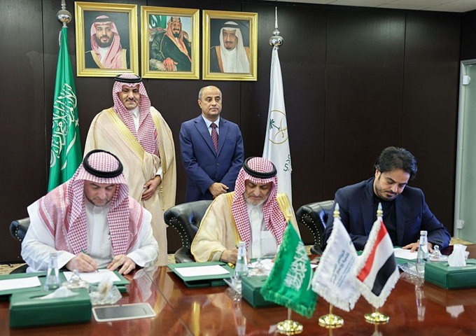 اليمن والسعودية توقعان مذكرة تفاهم مشتركة لتنفيذ مشاريع في مجال الطاقة الكهربائية
