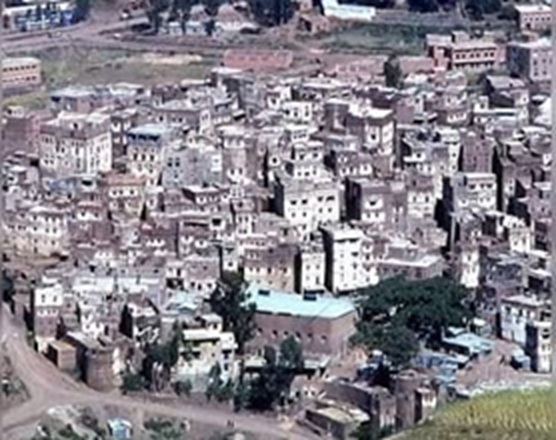 الحوثيون يؤجّرون مبنى متحف إب ويحوّلونه إلى موقع أمني وسط انتقادات ثقافية واسعة