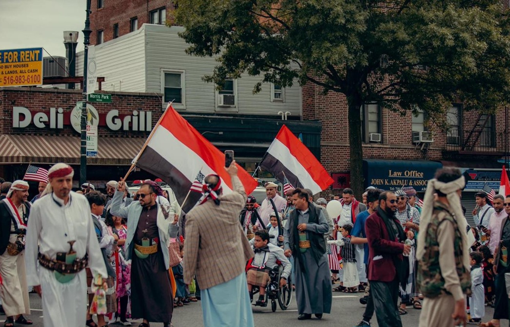 مركز حقوق يدين القرار الامريكي بإنهاء الحماية المؤقتة لليمنيين ويدعو إلى التراجع الفوري عنه