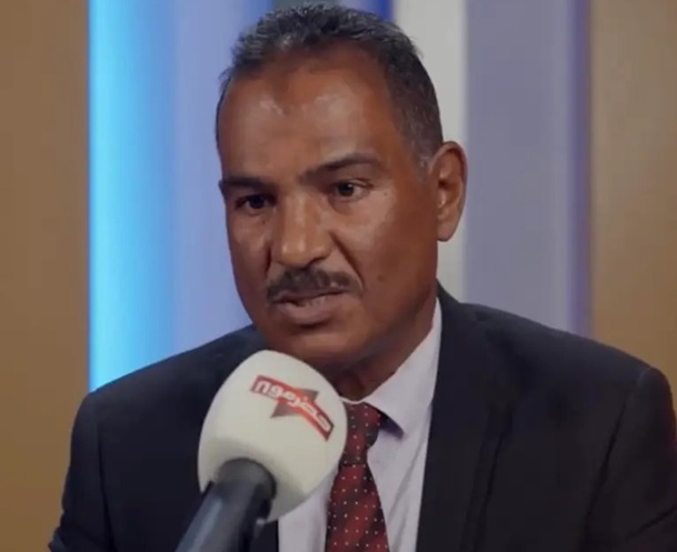 خبير اقتصادي يكشف أسباب تحسّن الريال اليمني ويؤكد: سيتم خفض سعر الصرف قريبًا