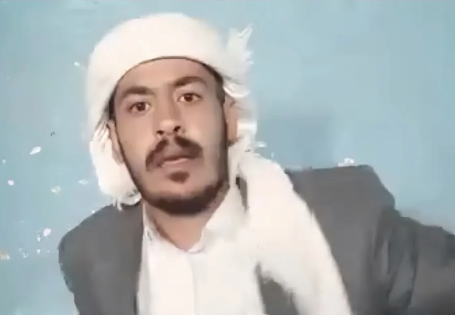 شيخ قبلي معلنا انشقاقه عن ميليشيا الحوثي: لم نر منهم إلا القتل والدمار والقهر والبؤس والحرمان - [فيديو]